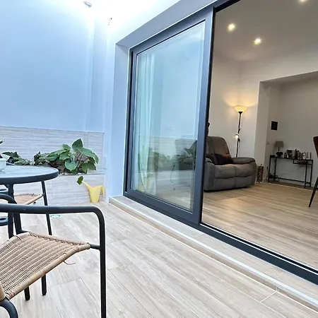 El Patio Mit Privatparkplatz *