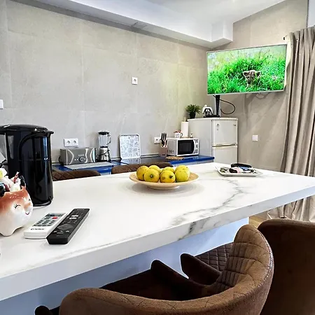 El Patio Mit Privatparkplatz Apartment *